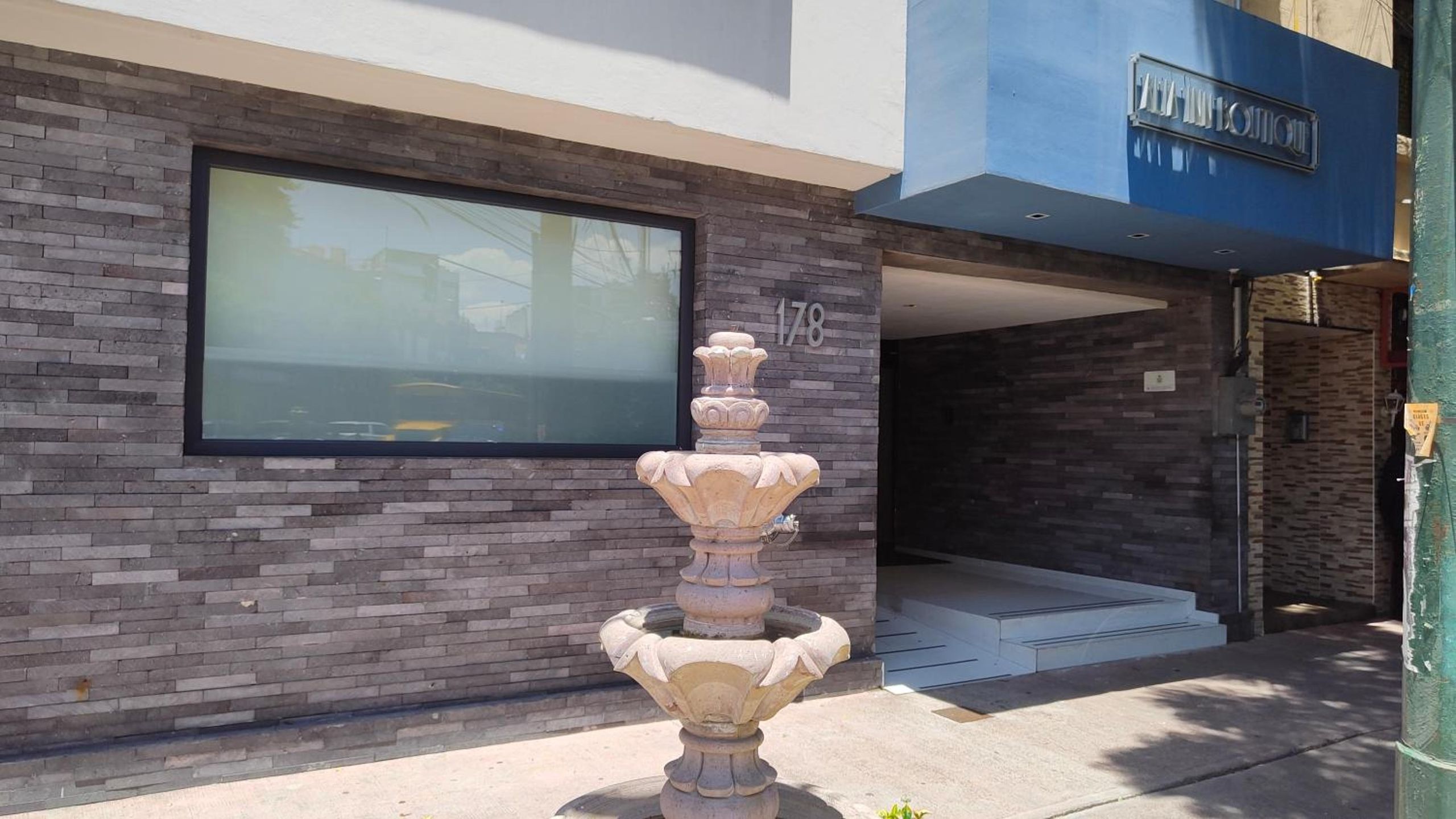 Alia Inn Boutique WTC — foto 6