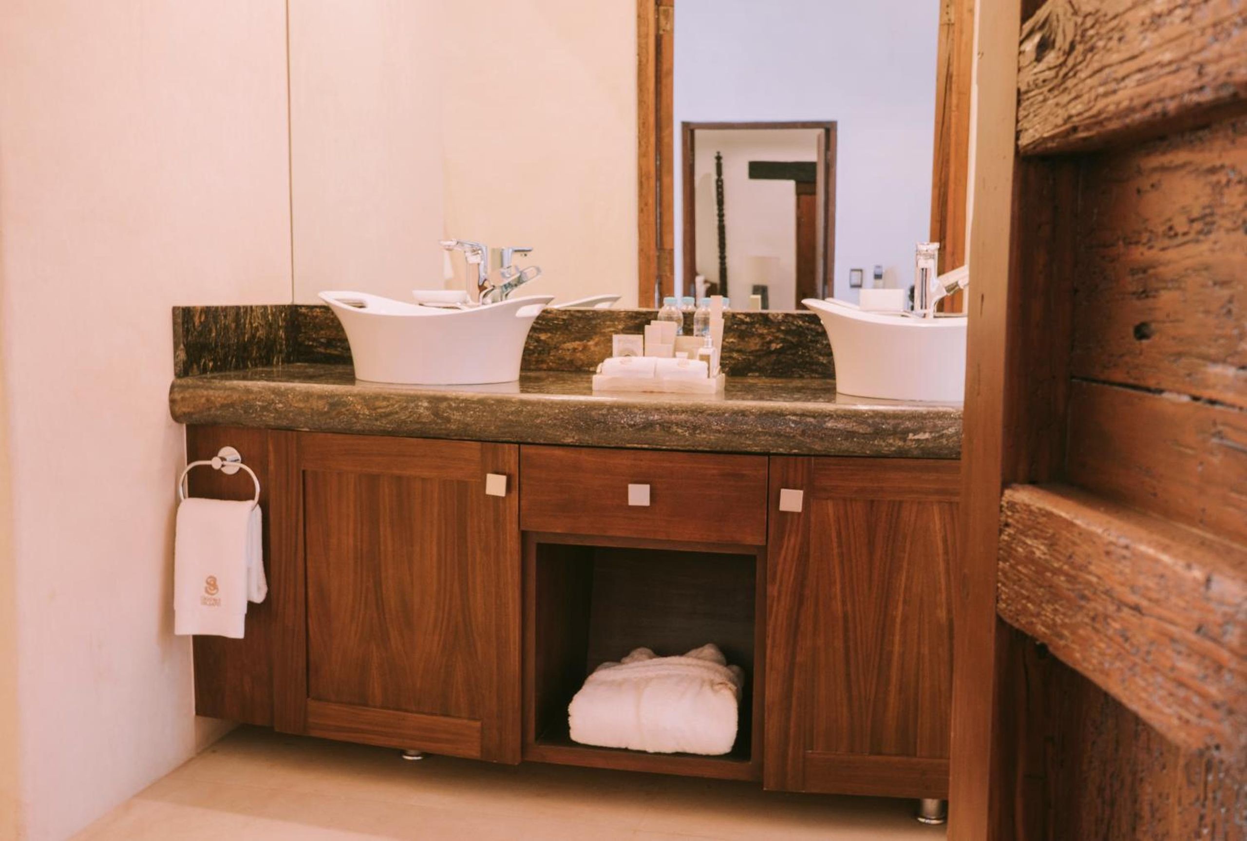 Habitación Doble Deluxe — 4