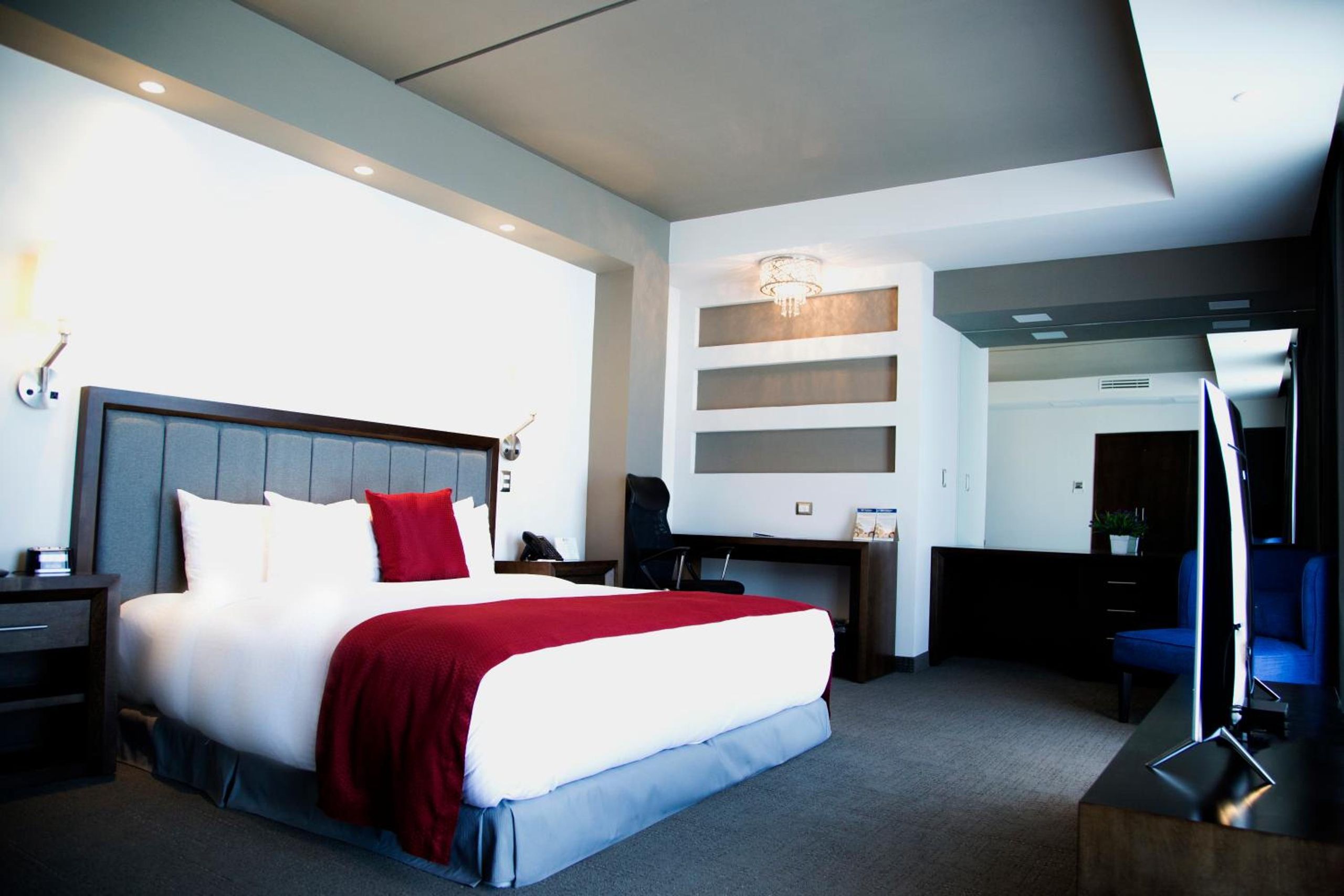 Suite King con Jacuzzi - Segundo Piso — 3