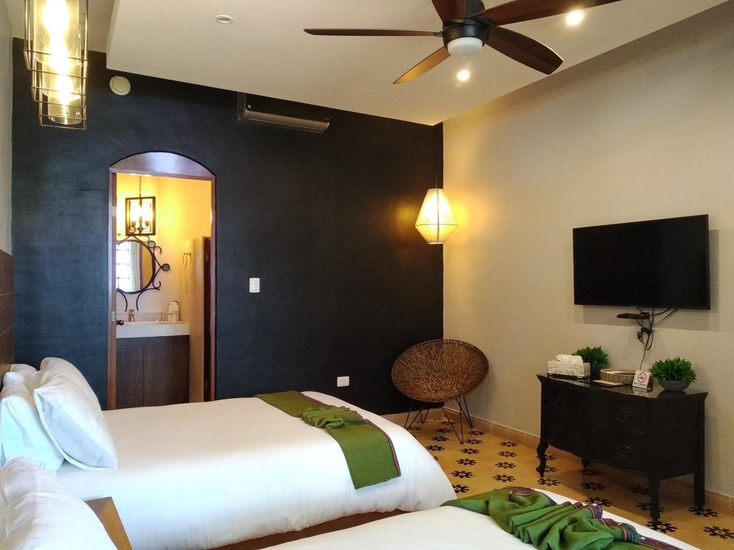 Habitación Doble con Dos Camas Dobles — 5