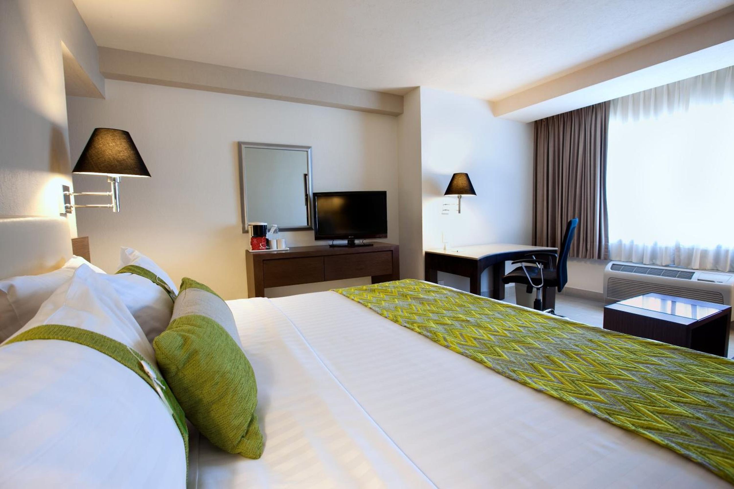 Habitación Estándar con Cama King — 2