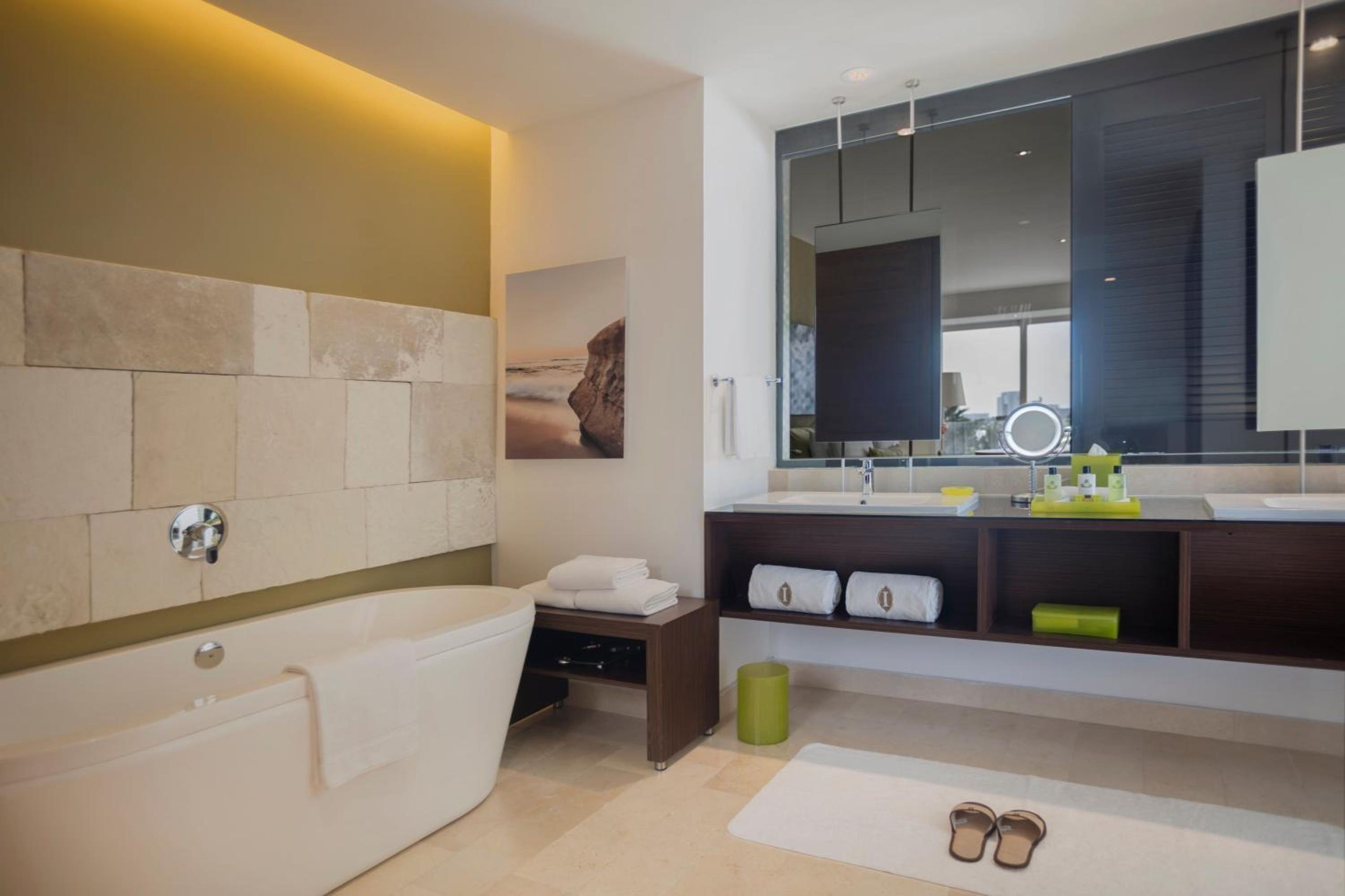 Sala Club Signature con una cama King — 2