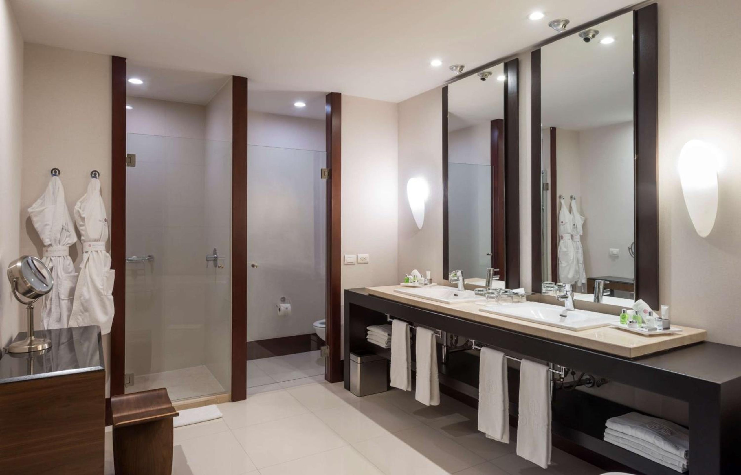 Habitación Familiar (2 Adultos + 2 Niños) — 5