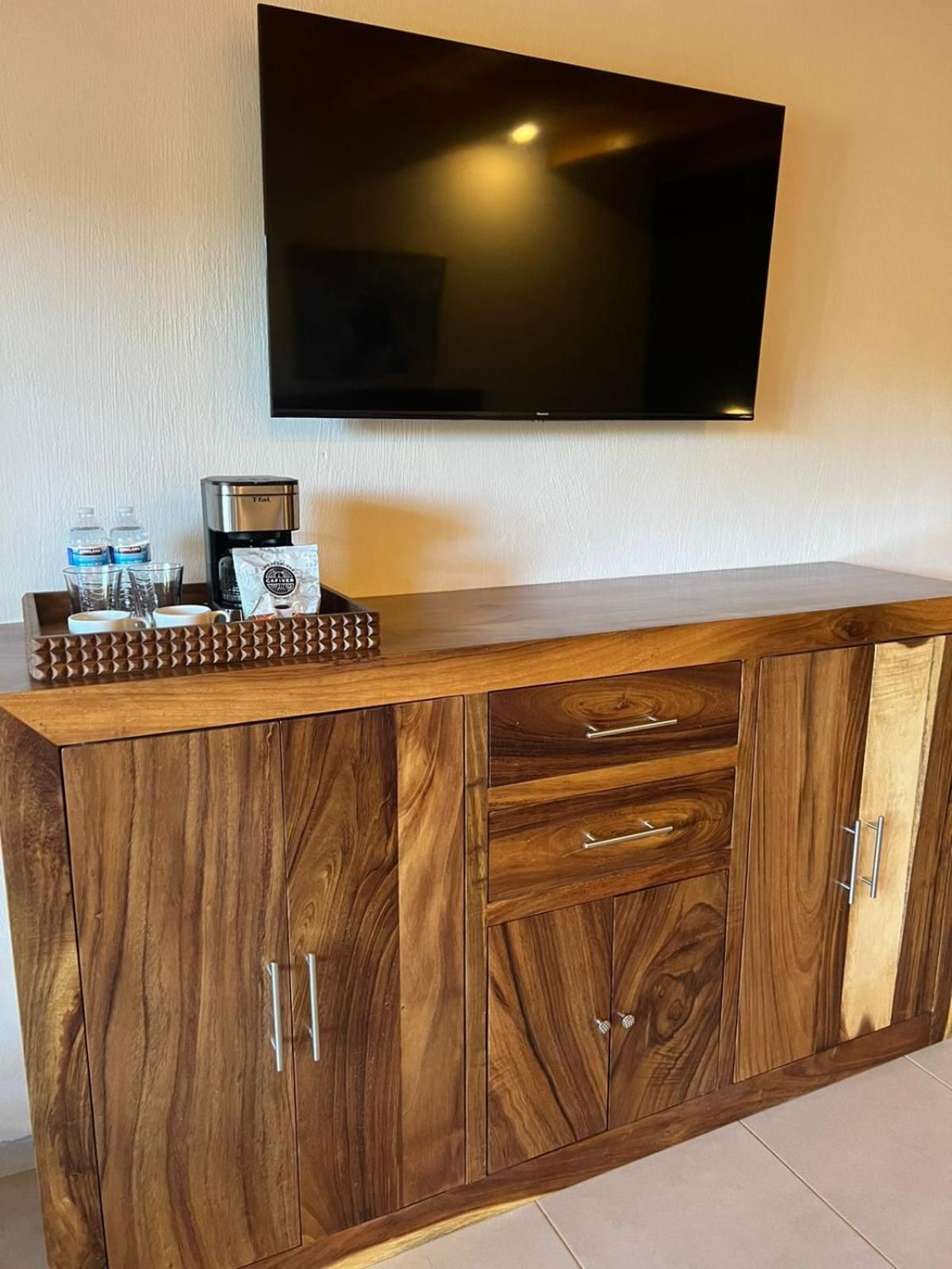 Habitación Doble con Dos Camas Dobles — 7