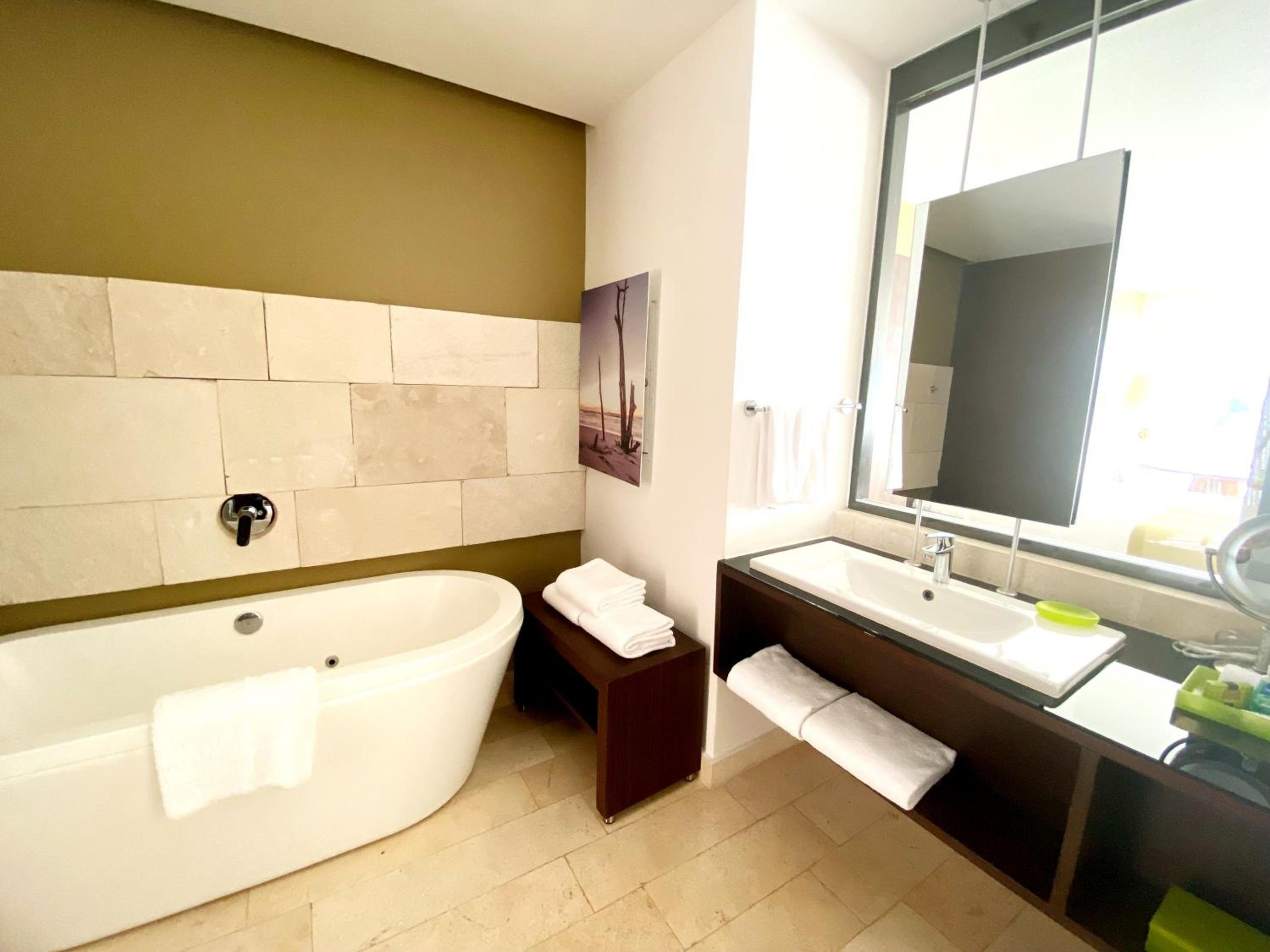 Sala Club Signature con una cama King — 5