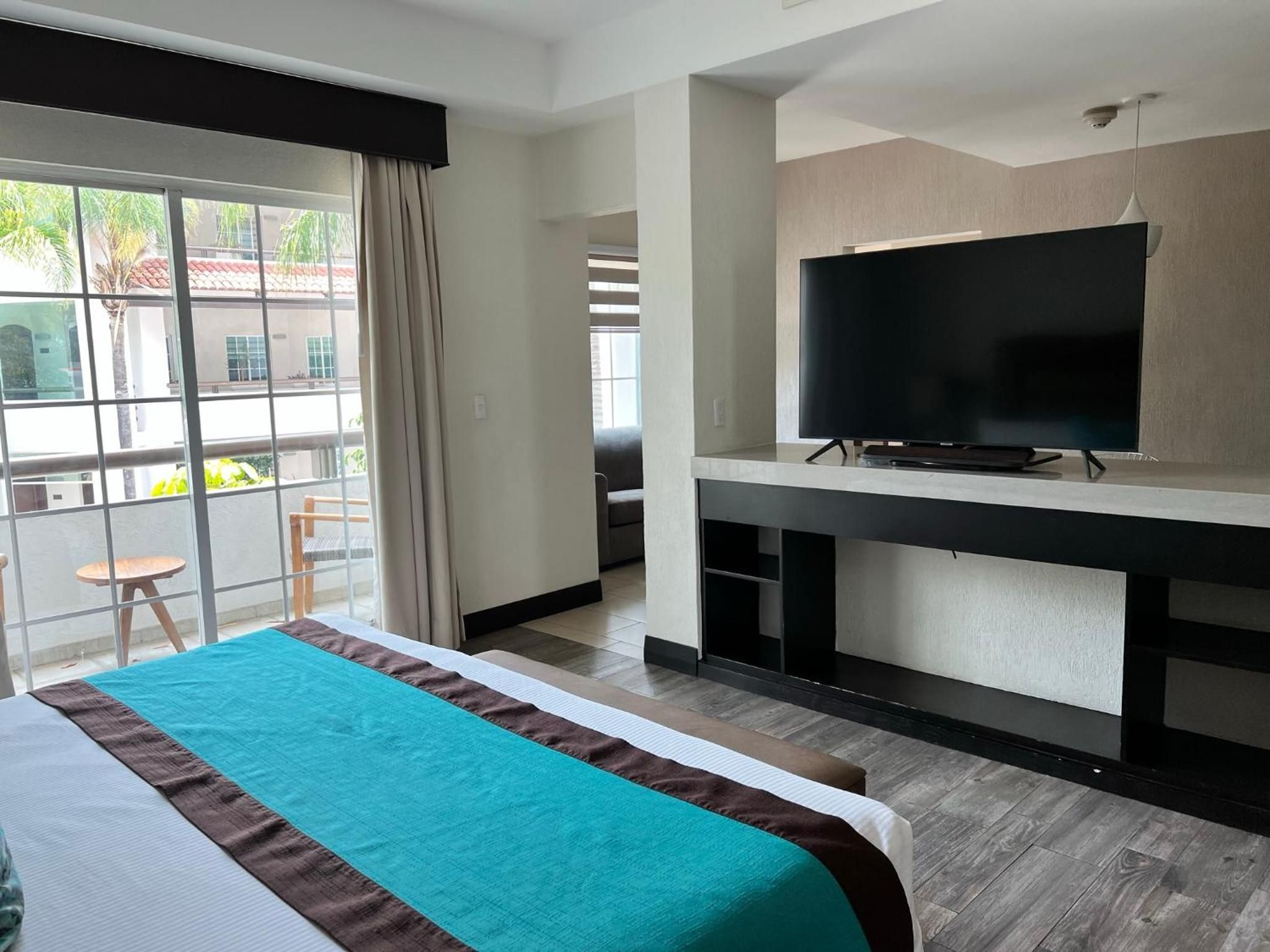 Suite Junior — 7
