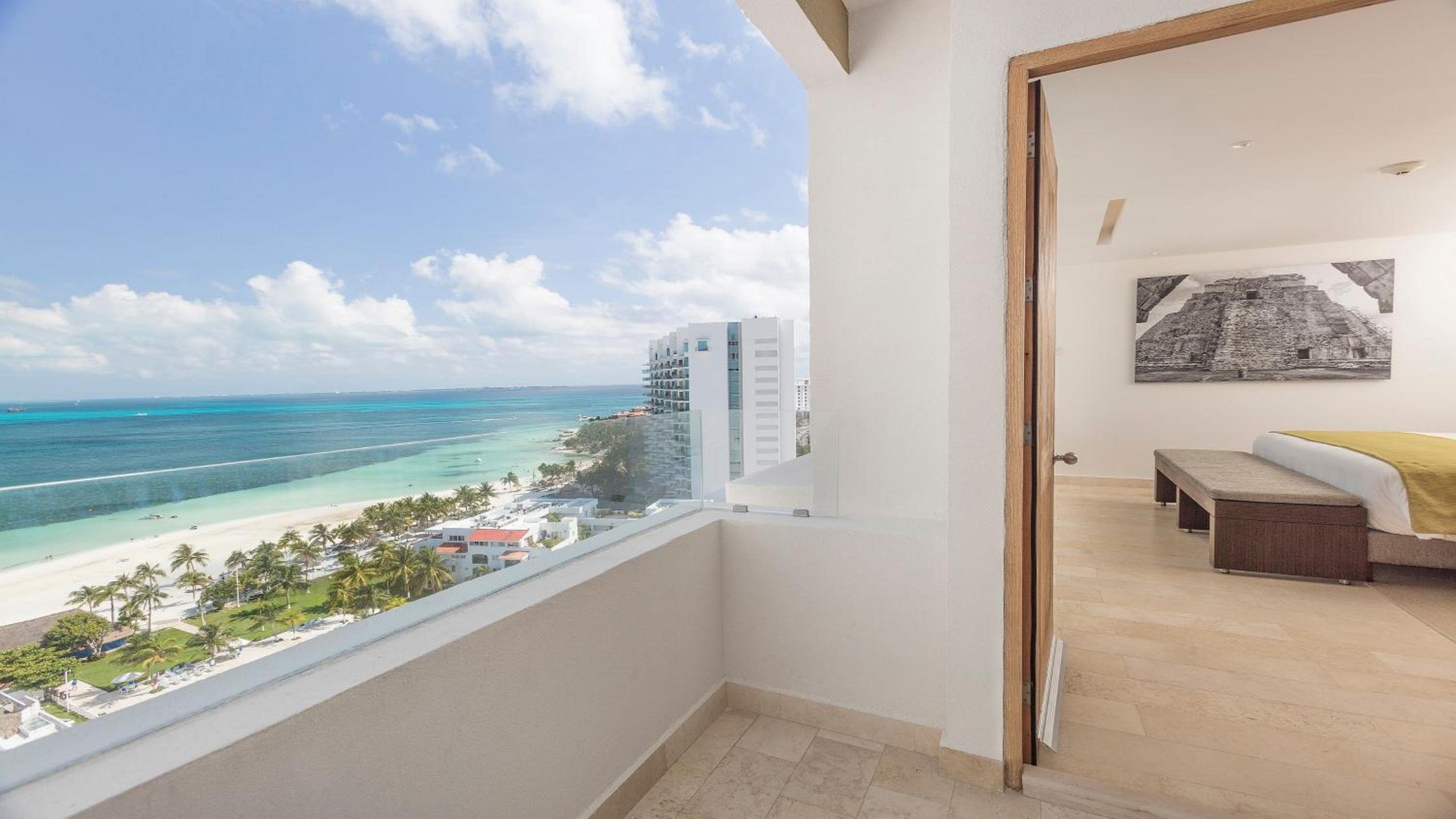 Suite King con Terraza y Vista al Océano — 2