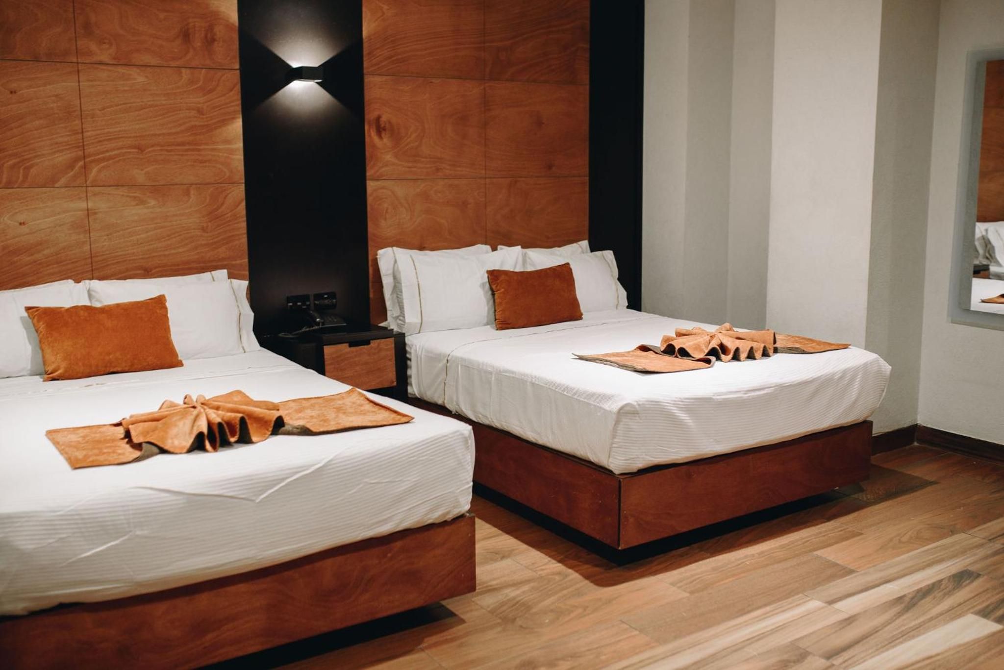 Habitación Doble Estándar con Dos Camas Dobles - Sin vista