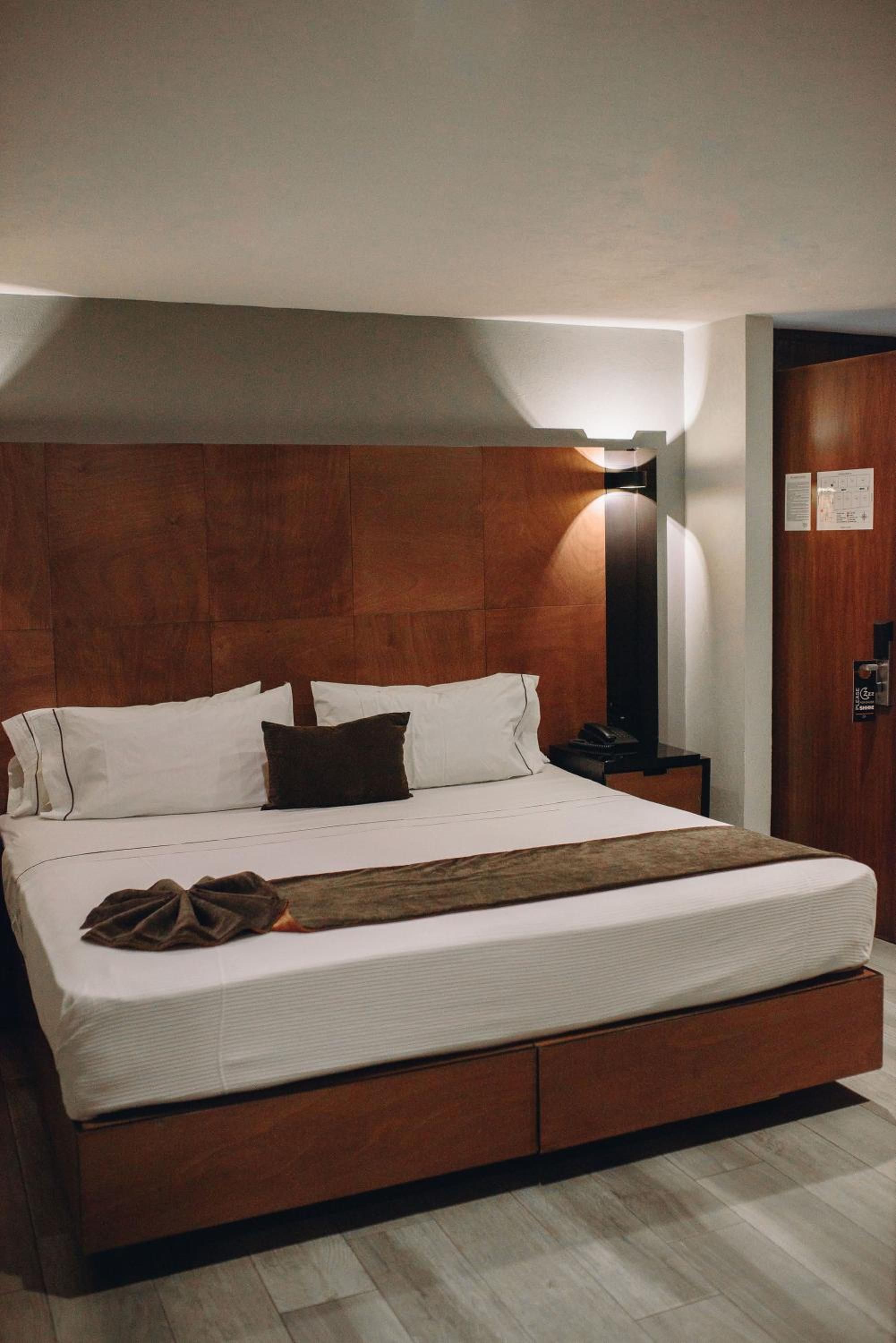Habitación Estándar King - Sin Vista