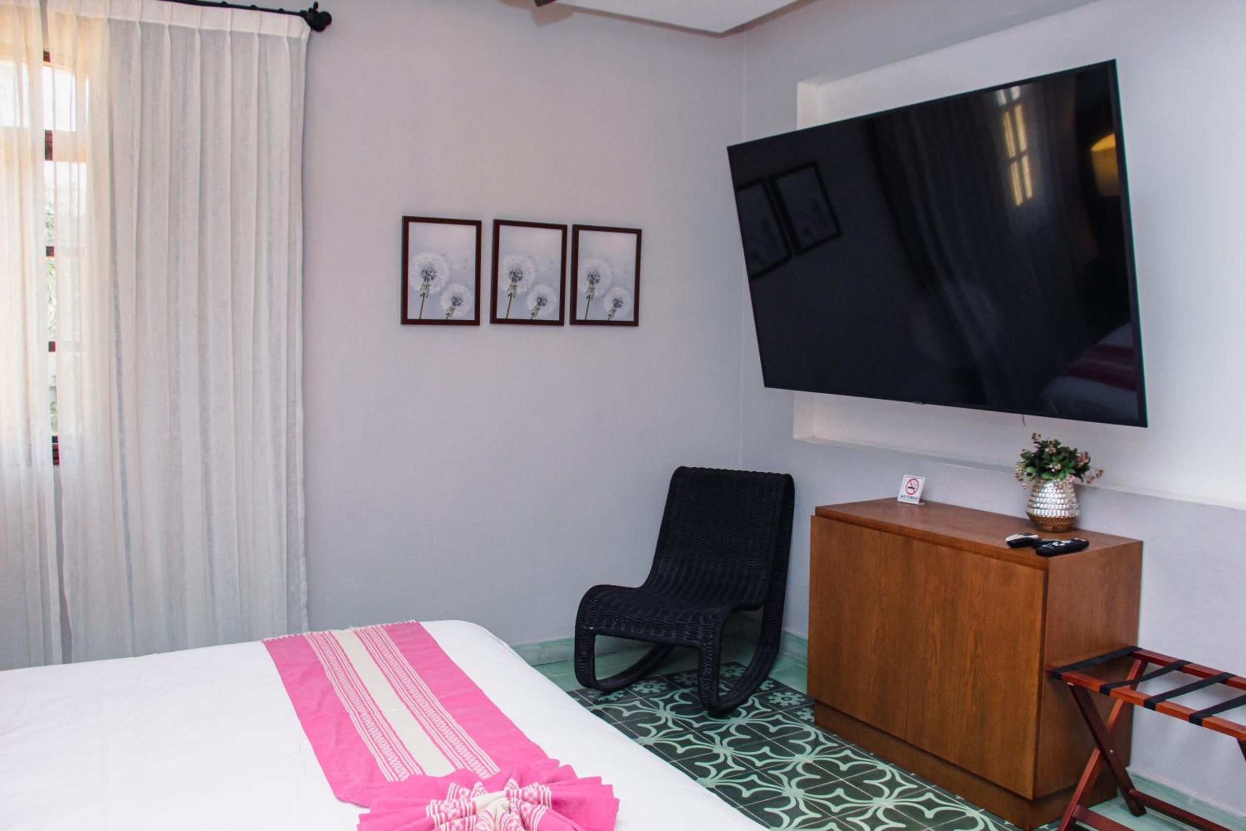 Suite King — 8