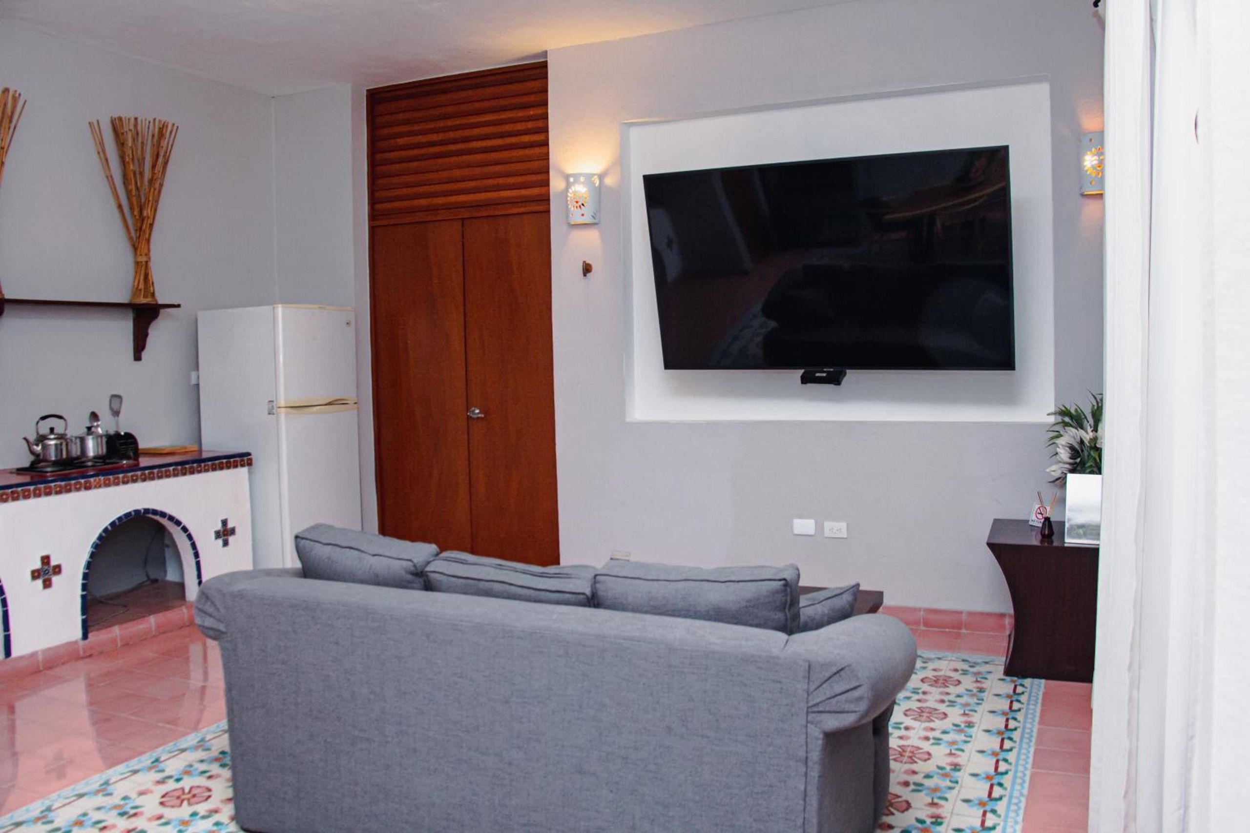 Suite King — 3