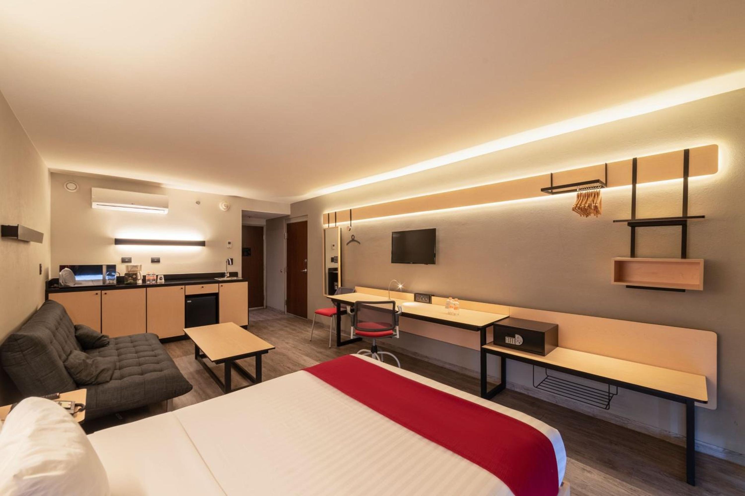 Habitación Superior con Cama Queen y Sofá Cama