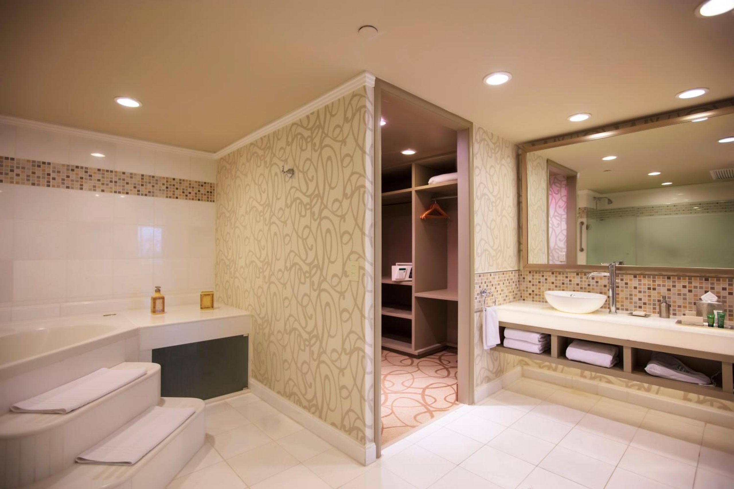Suite Presidencial — 3