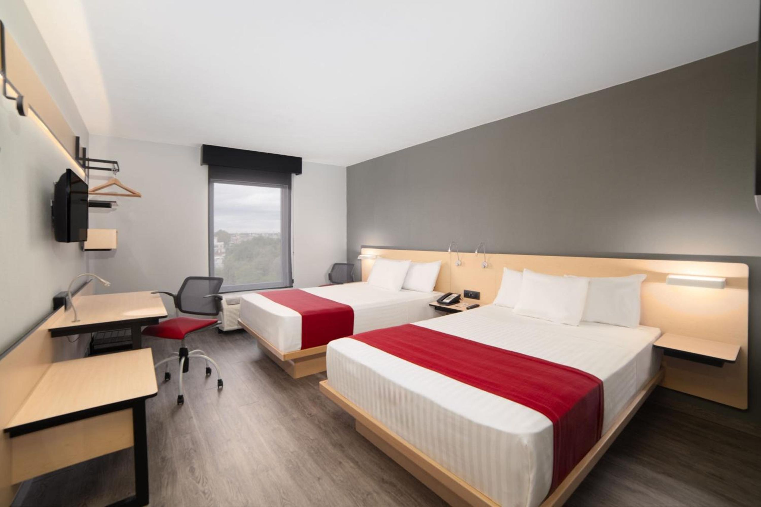 Habitación Doble con Dos Camas Dobles