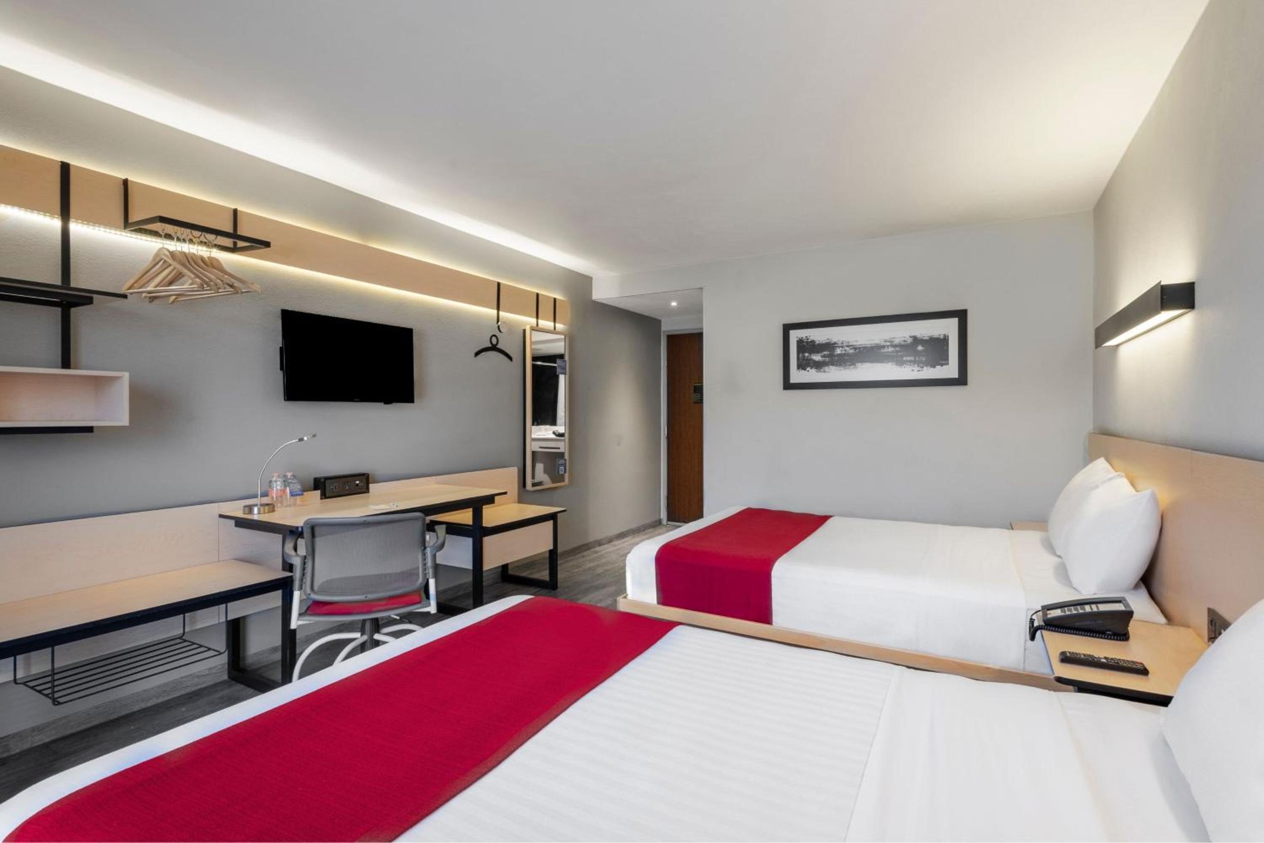 Habitación Doble con Dos Camas Dobles — 6