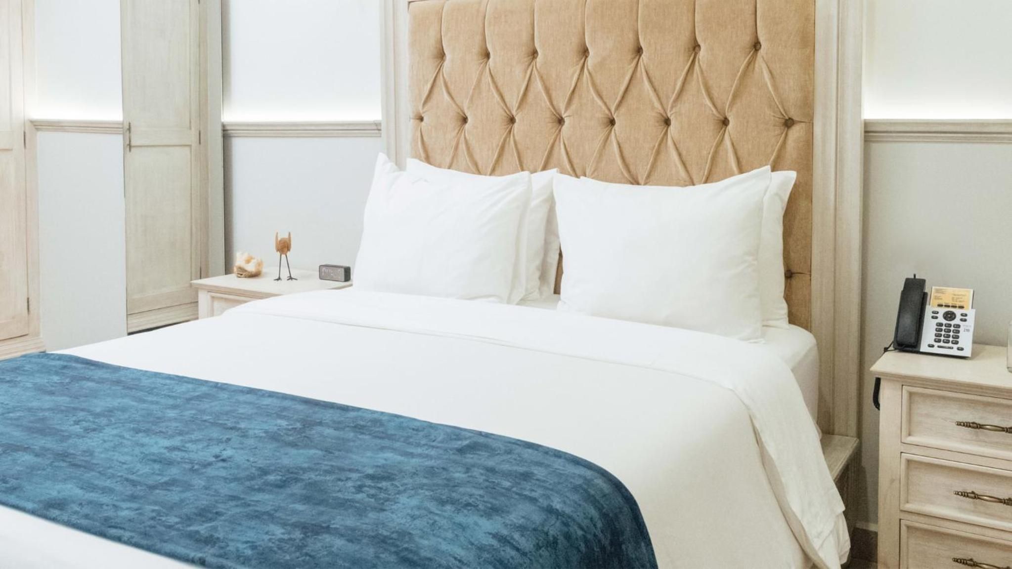 Habitación Premium Queen — 3