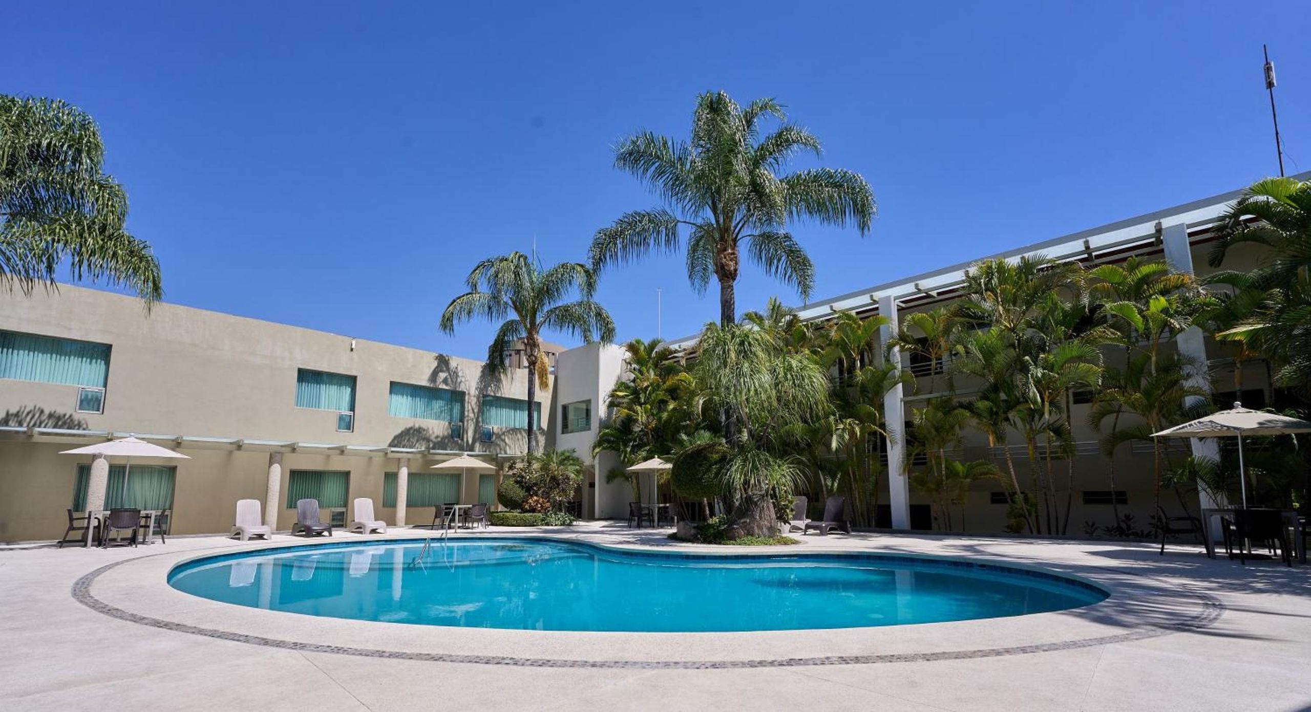 Suite King con Bañera de Hidromasaje — 6