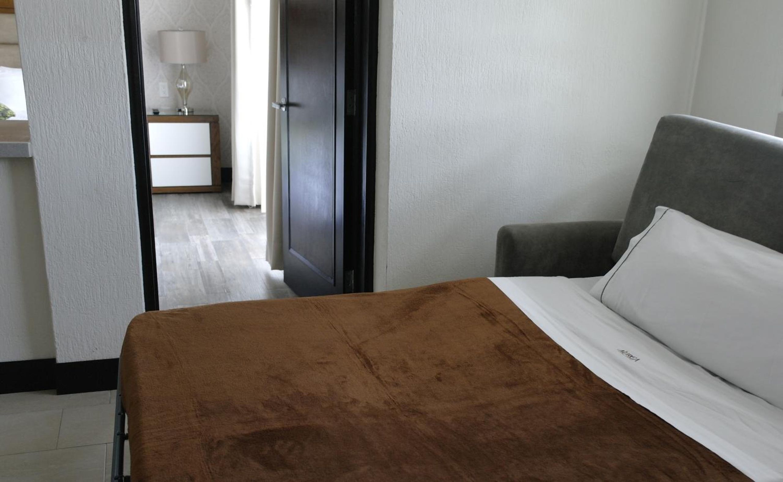 Suite Junior — 6