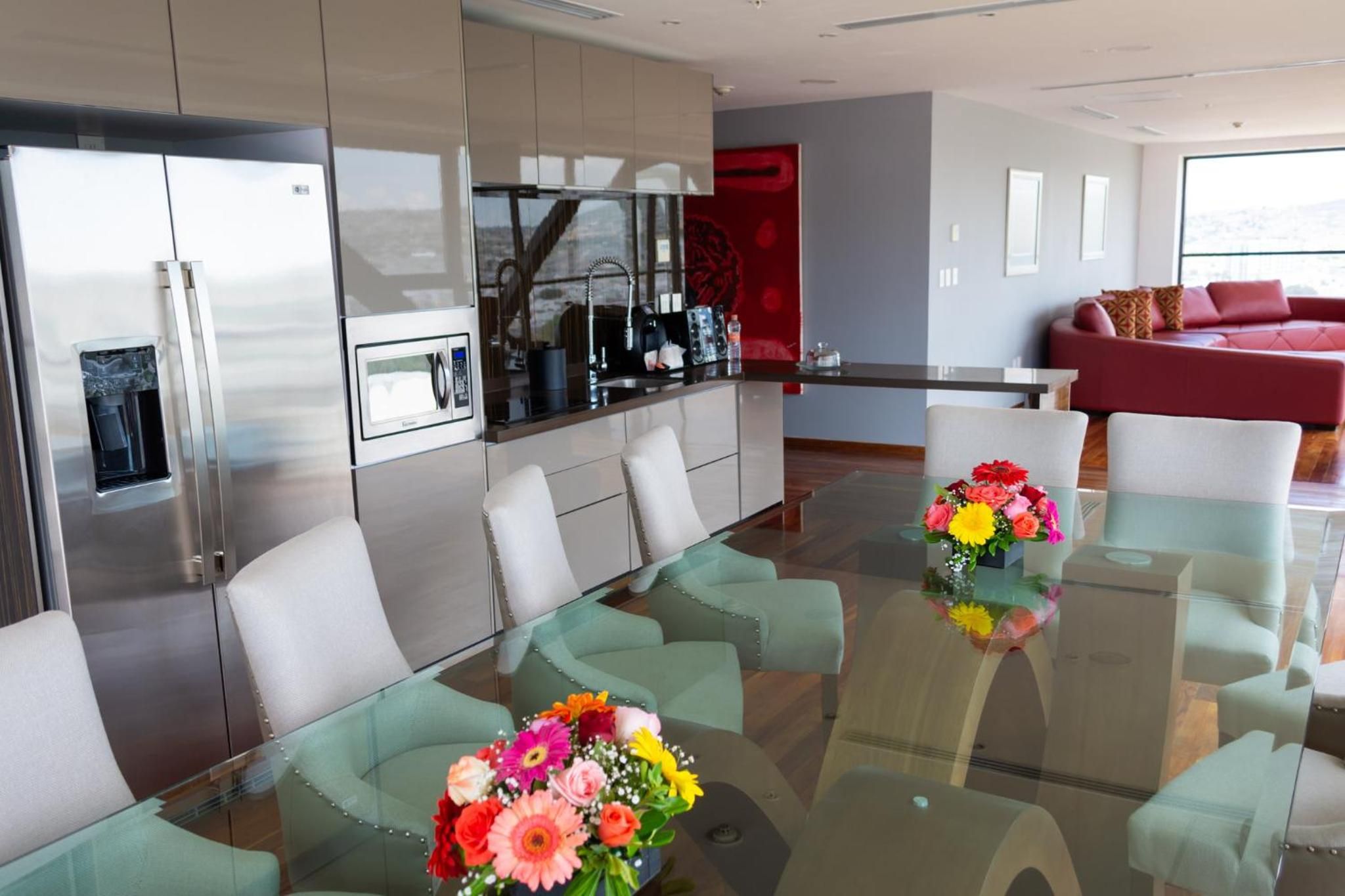 Suite Queen con Dos Camas Queen — 7