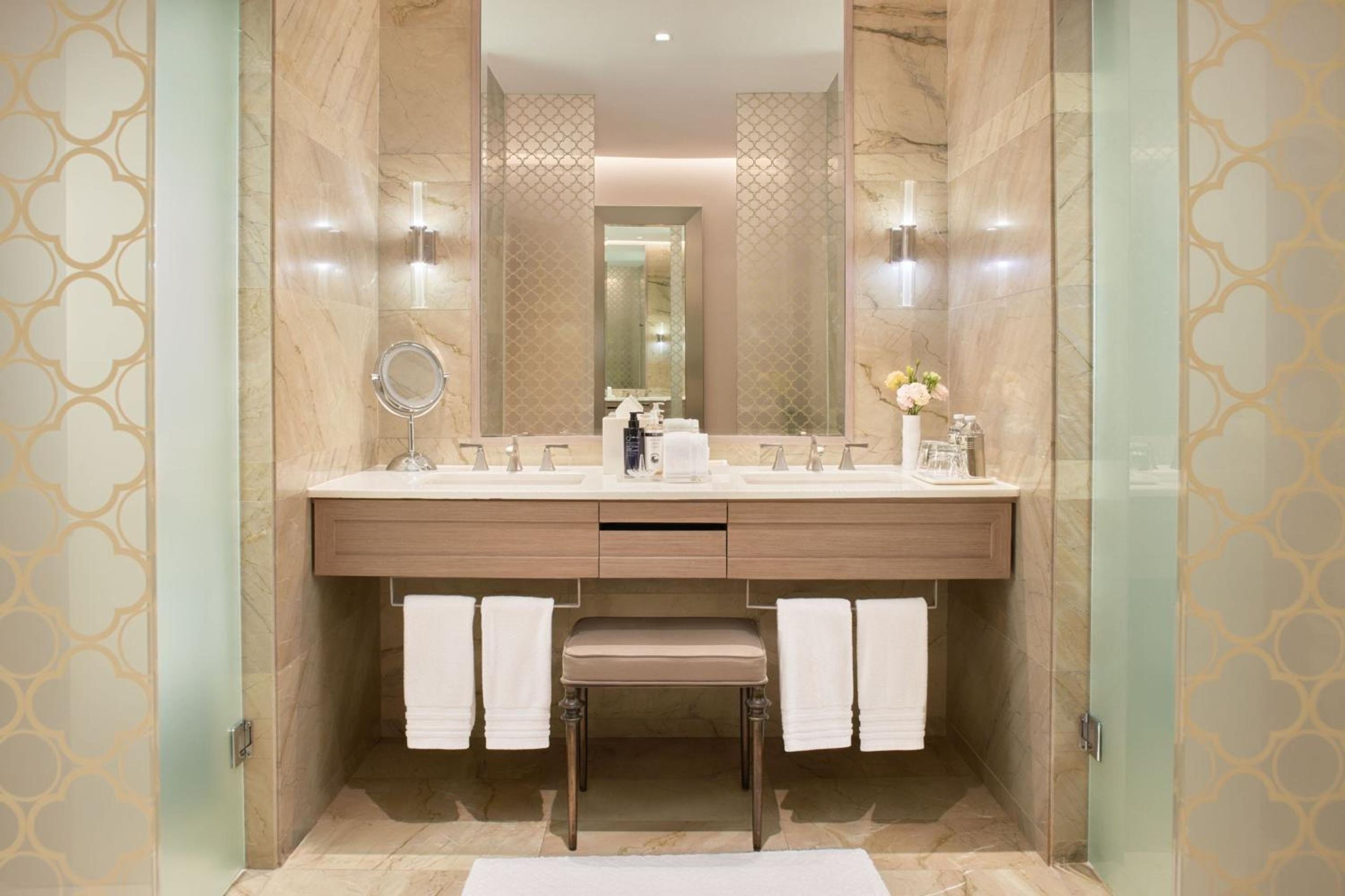 Habitación Grand Deluxe con Dos Camas Queen - Servicio de Mayordomo — 2