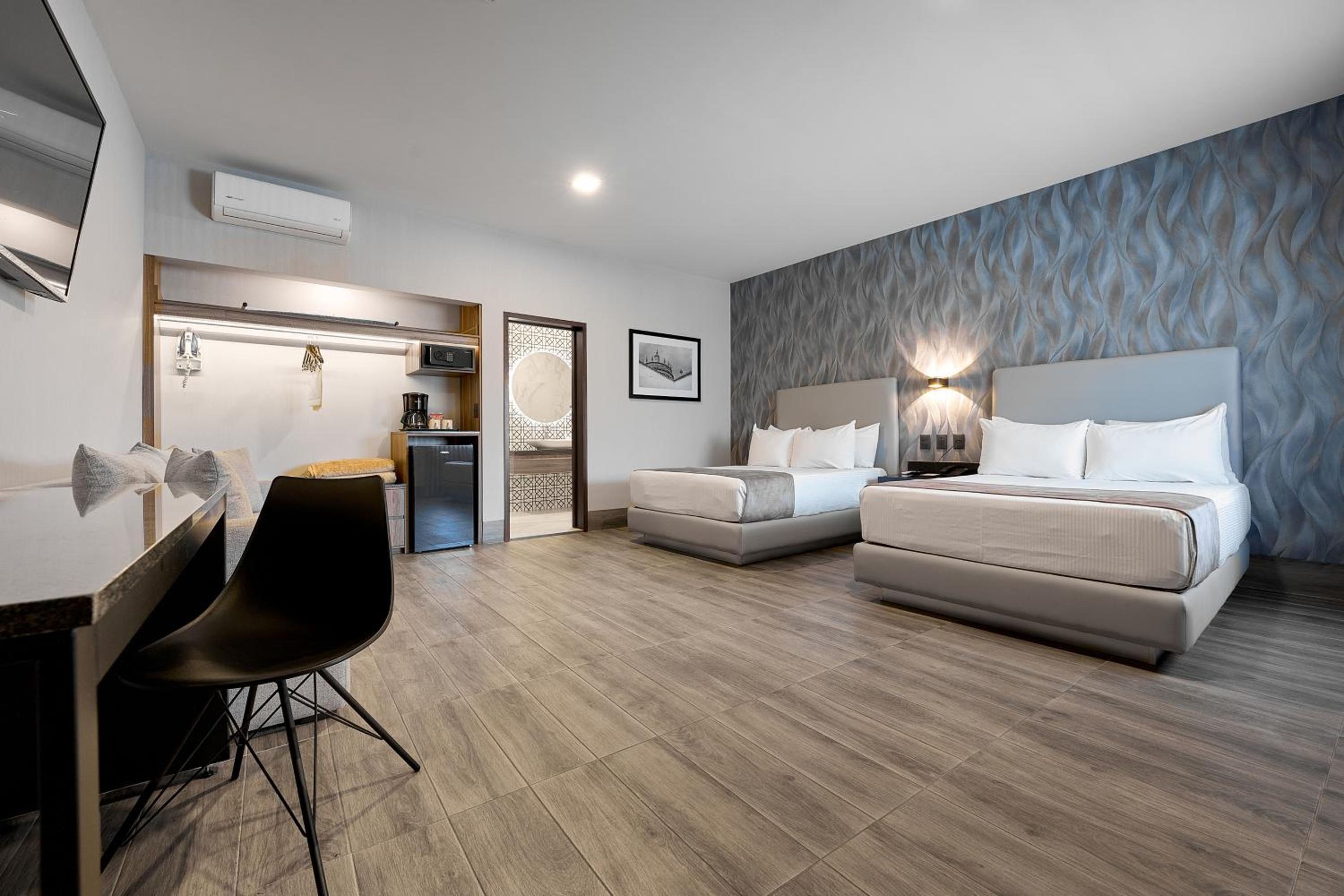 Suite Familiar — 4