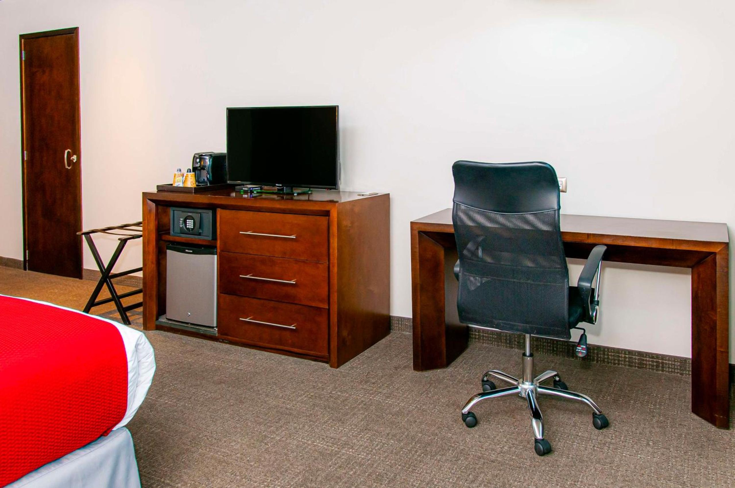 Habitación Queen con Dos Camas Queen - No Fumadores