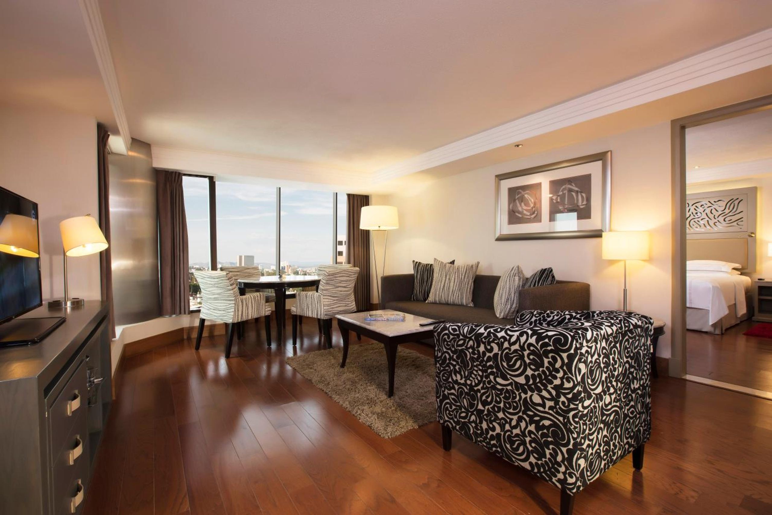 Suite Junior en la Planta Ejecutiva — 4