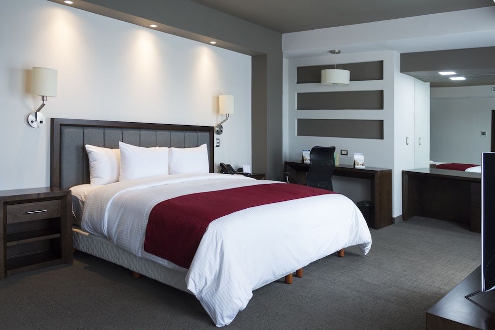 Executive Suite, 1 cama King, no fumadores, Jetted Tub — 2