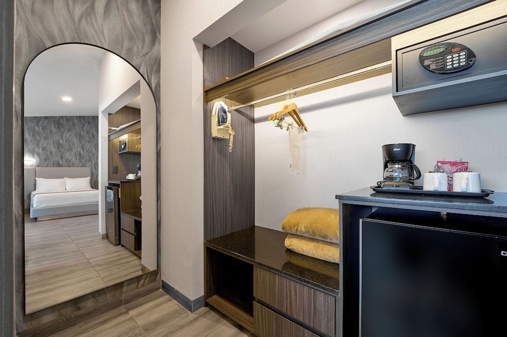 Junior Room, 1 cama King — 3