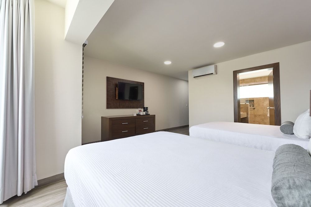 Deluxe Habitación Doble, 2 camas dobles — 2