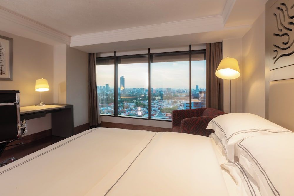 Premium Level Junior Suite
