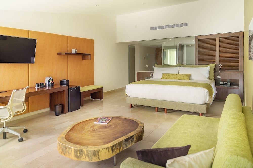 Club Room, 1 cama King, terraza, vista al mar — 4