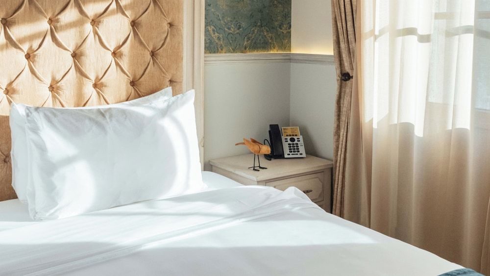 Suite, 1 cama King, balcón (Cathedral View) — 6