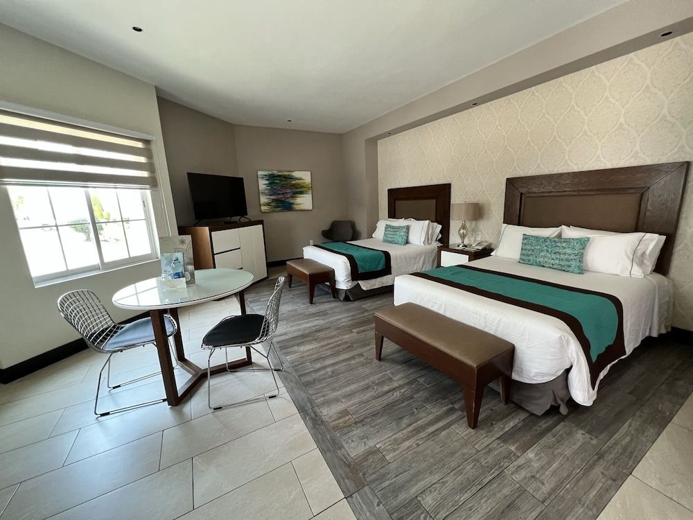 Suite, 2 camas dobles, Kitchenette