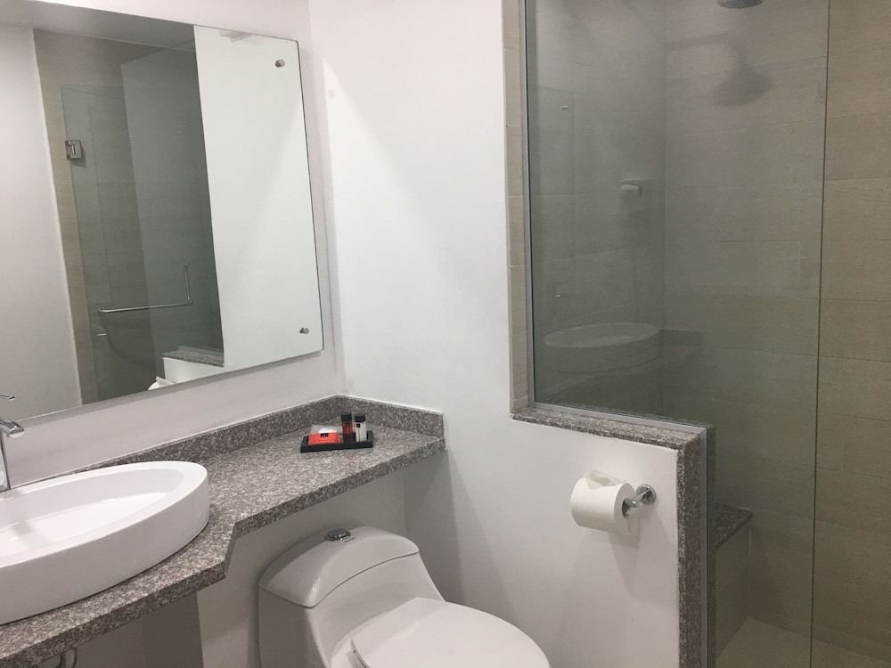Habitación Doble, 2 Camas Dobles — 2