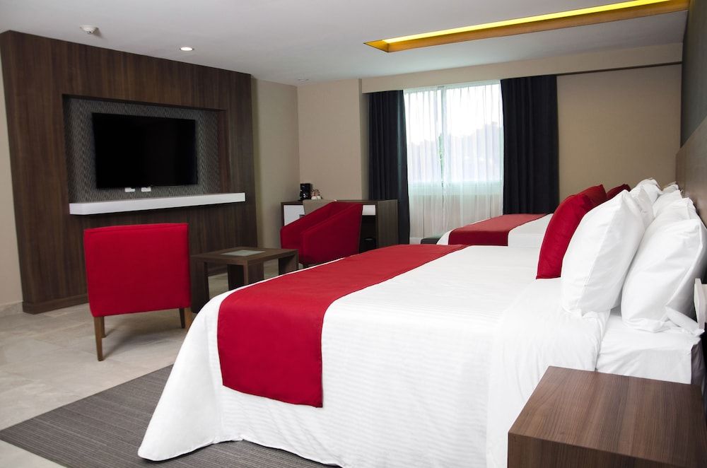 Deluxe Triple Room — 2