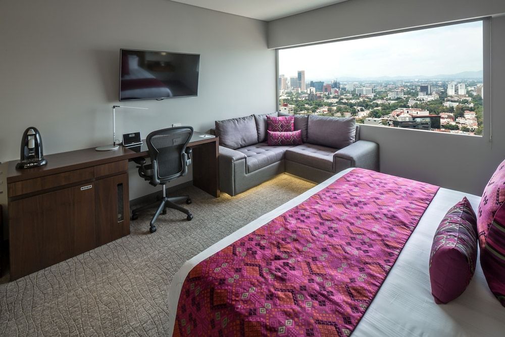 Habitación Clásica, 1 cama King, Club Lounge Access (Polanco View) — 7