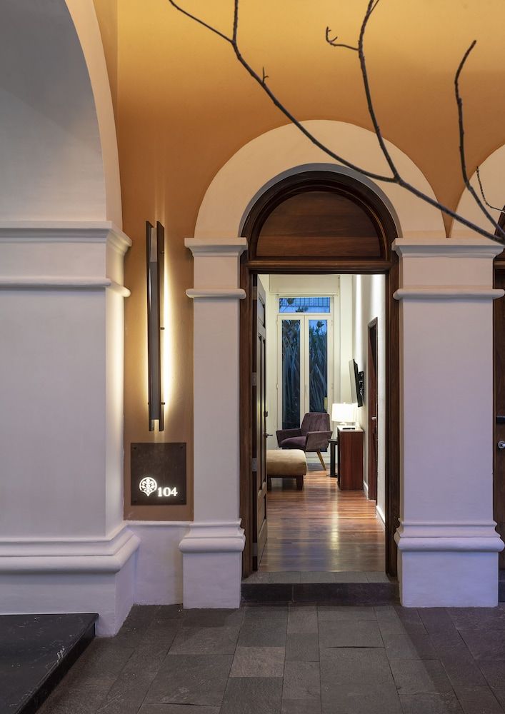 Superior Suite — 5