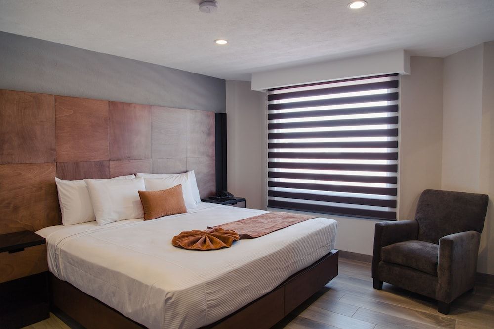 Habitación Ejecutiva, 1 cama King, vista a la ciudad — 3