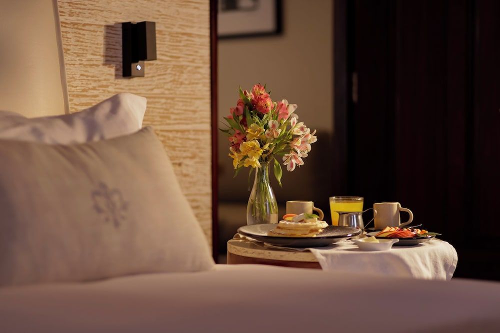 Deluxe Suite, 2 Bedrooms — 4