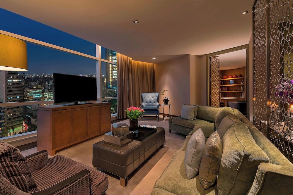 Suite, 1 cama King, Smoking (View) — 6