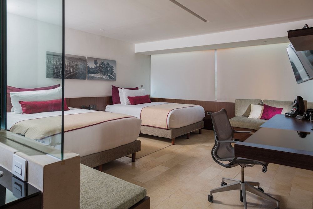 Room, 2 camas Queen, Club Lounge Access, Lagoon View — 3