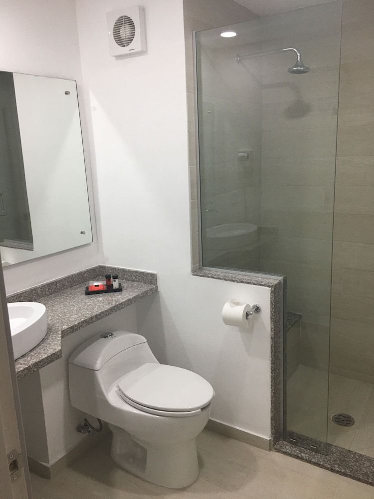 Habitación Estándar, 1 Cama King — 3