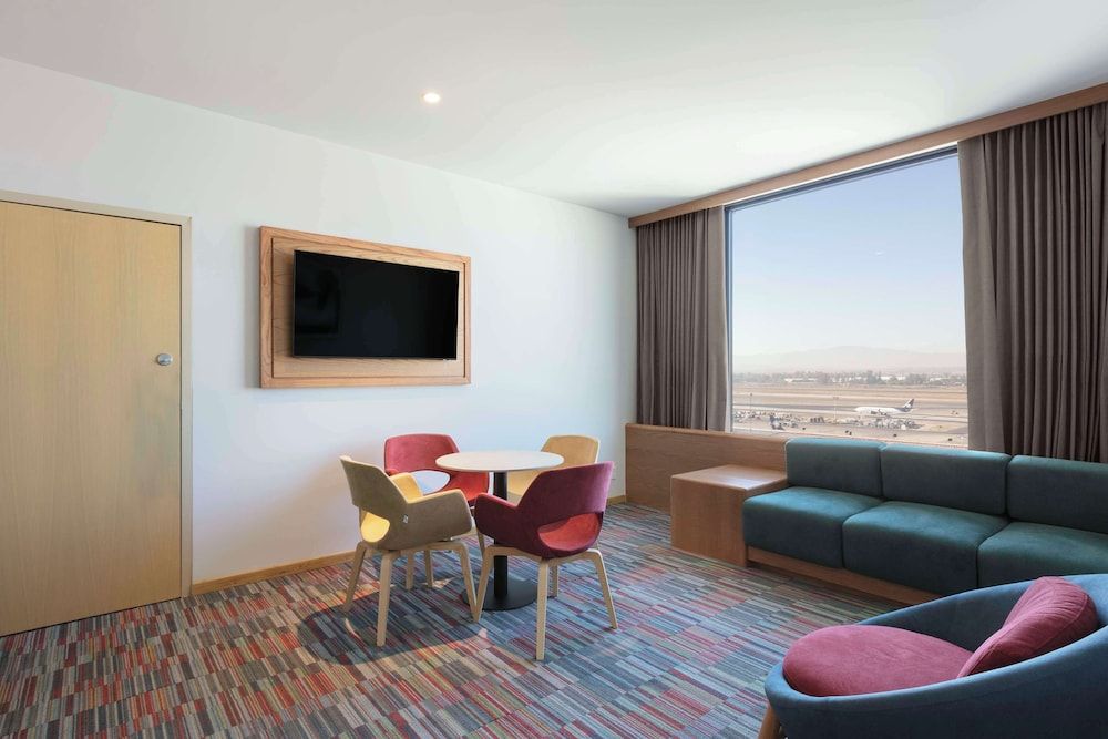 Suite, 1 recámara (Airport) — 5