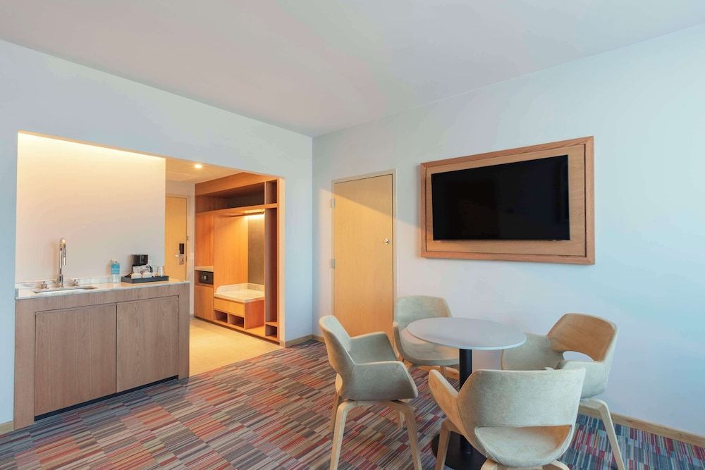 Suite, 1 recámara — 2