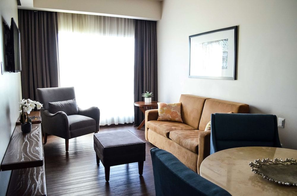 Suite, 2 camas dobles, no fumadores, Refrigerator & Microwave (Wet Bar)