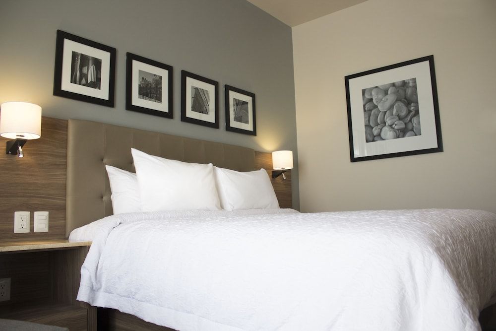 Suite, 2 camas dobles, no fumadores, Refrigerator & Microwave (Wet Bar) — 5
