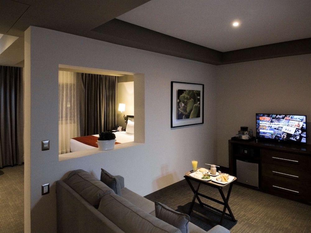 Junior Suite, 1 cama King, no fumadores (con Sofabed) — 7