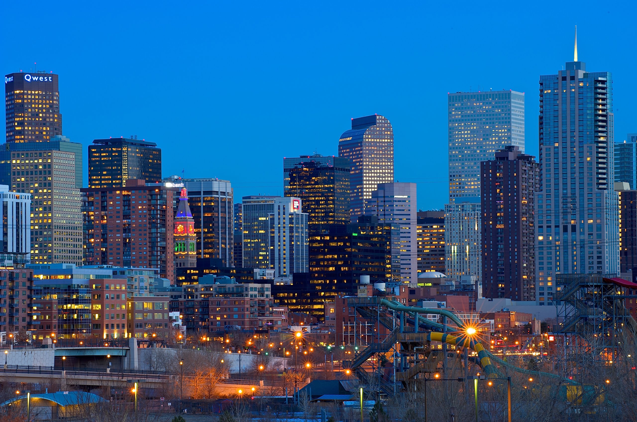 Denver — Mile-High City, montañas Rocosas a la vista