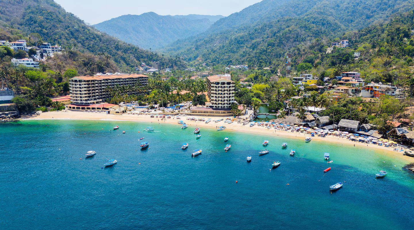 Puerto Vallarta — Pacífico romántico, malecón y bahía